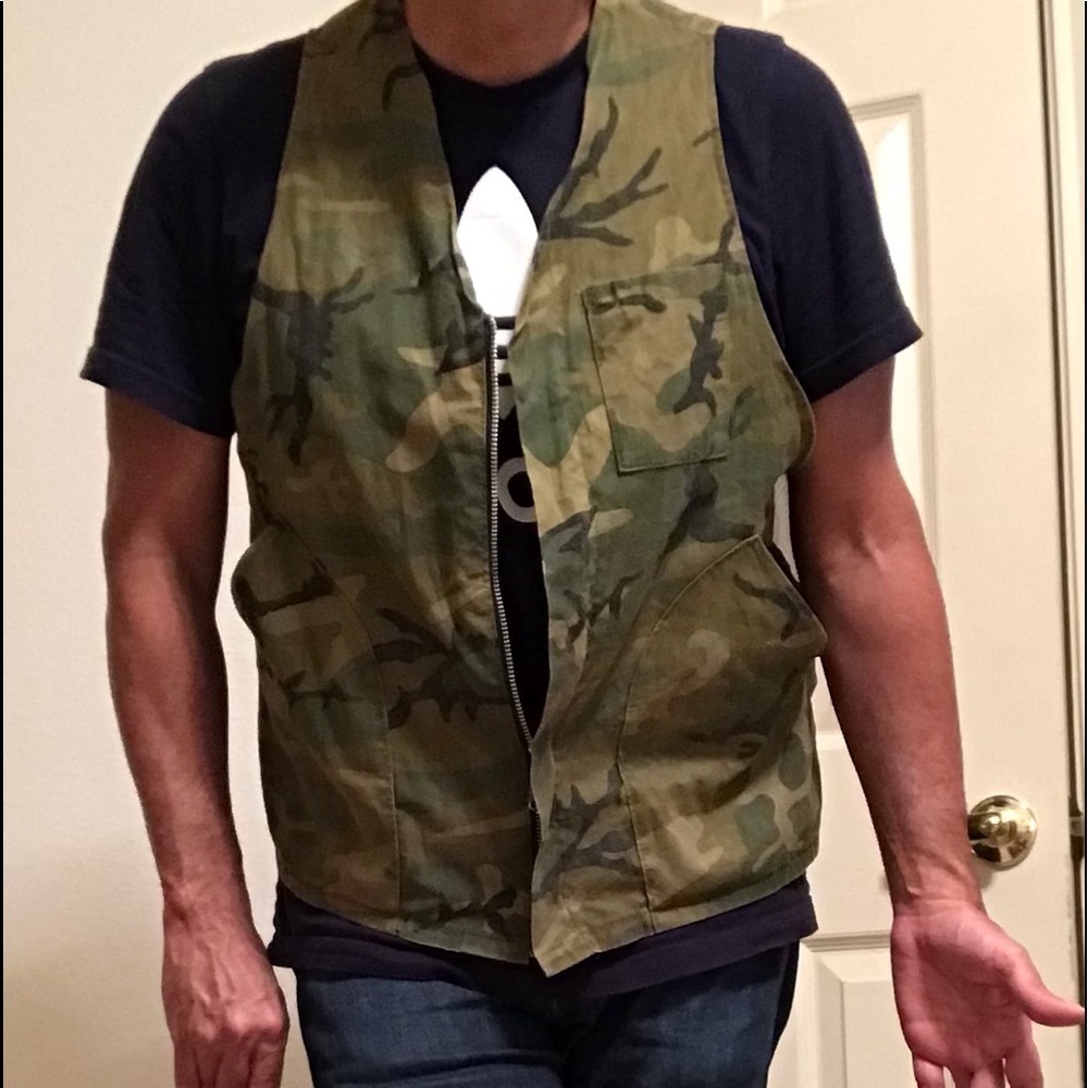 VINTAGE CAMOUFLAGE ZIP VEST LARGE. HUNTER GORE CORE COLLEGE - Picture 3 of 5